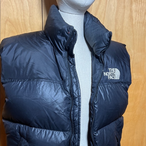 The North Face Puffer Vest - Picture 4 of 13